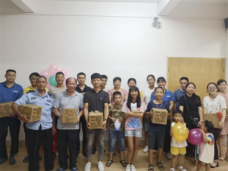 固美生日會(huì) | 奮斗的日子里 有你 有愛(ài)